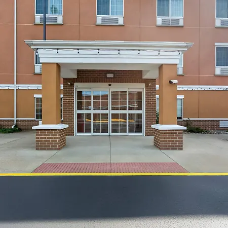 Quality Inn Near Interstate I94-2