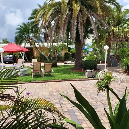 Tropical Beach Resorts - Sarasota-2
