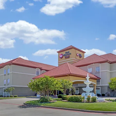 Best Western Plus Monica Royale Inn & Suites-2