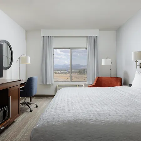 Hampton Inn & Suites Palmdale-3