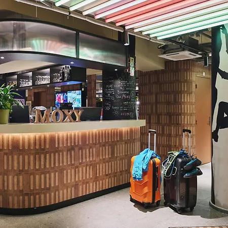 Moxy Annecy-3