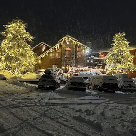 The Snowed Inn-2