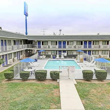 Motel 6-San Marcos, Tx-2