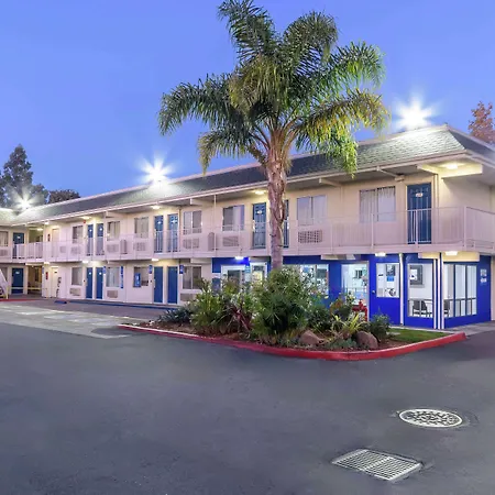 Motel 6 Hayward, Ca- Silicon Valley Gateway-2