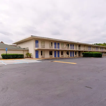 Travelodge By Wyndham Norfolk Airport-2