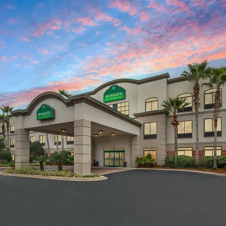 Wingate By Wyndham Destin-3