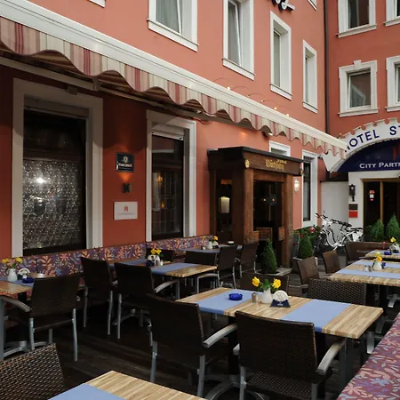City Partner Hotel Strauss-2