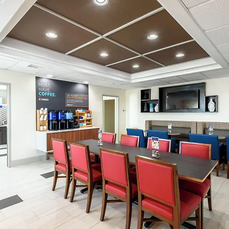 Holiday Inn Express Hotel And Suites Bastrop By Ihg-3