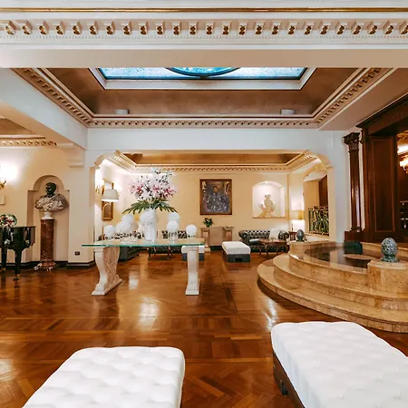 River Palace Hotel-2