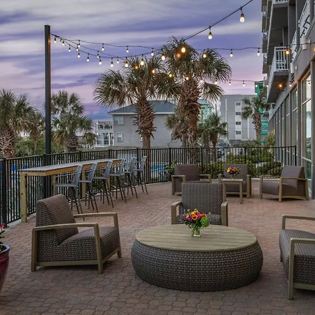 Courtyard By Marriott Carolina Beach Oceanfront-3