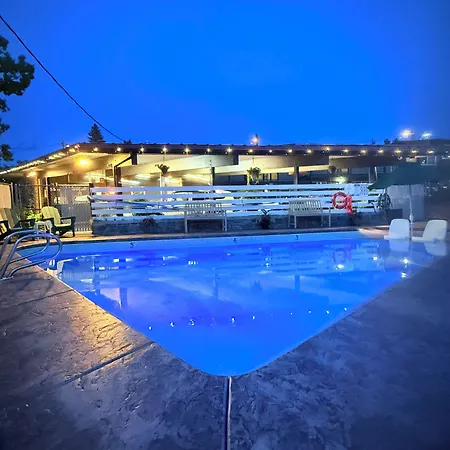 Timbers Inn And Suites-3