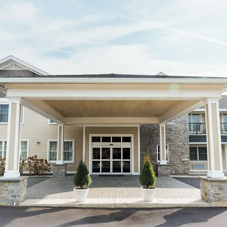 Belfast Harbor Inn-3