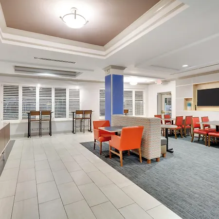 Holiday Inn Express Hotel & Suites Dublin By Ihg-3
