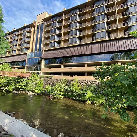 Edgewater Hotel And Conference Center-3