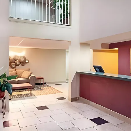 Rodeway Inn & Suites Chandler - Phoenix South I-10-3