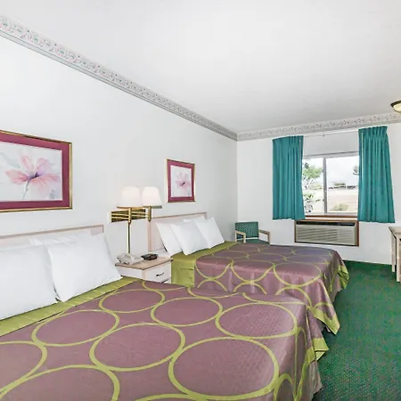 Super 8 By Wyndham Willcox-2