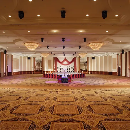 Orchard Hotel Singapore-3