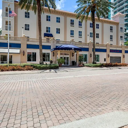 Hampton Inn & Suites St. Petersburg/Downtown-3