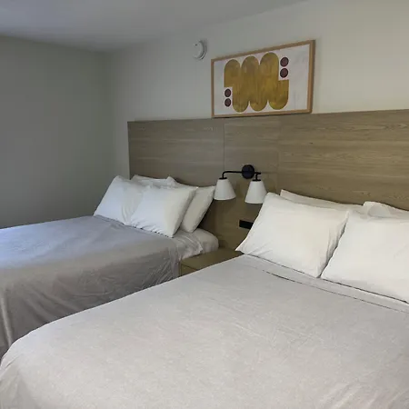 Sonesta Select Nashville Airport Suites-2