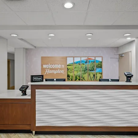 Hampton Inn Naples - I-75-2
