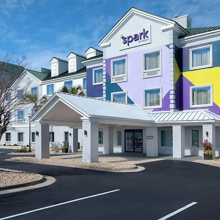 Spark By Hilton Destin-2