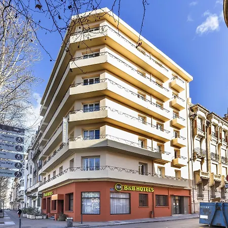 B&B Hotel Perpignan Centre-2