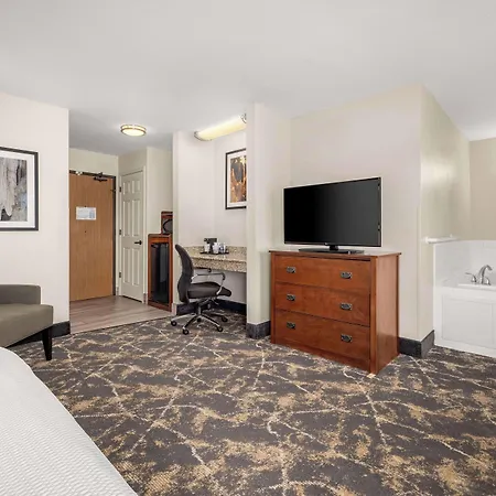 La Quinta By Wyndham Grants Pass-3