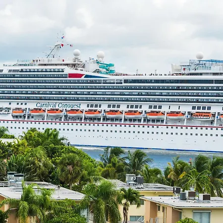 Hyatt Place Fort Lauderdale Cruise Port & Convention Center - Newly Renovated-3