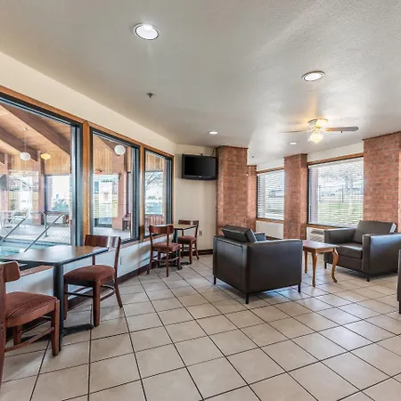 Econo Lodge Inn & Suites Mckinney - Plano North-2