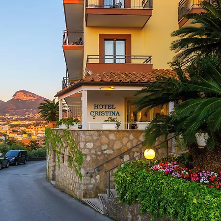 Hotel Cristina-3