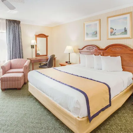 Kalamazoo Hotel-3