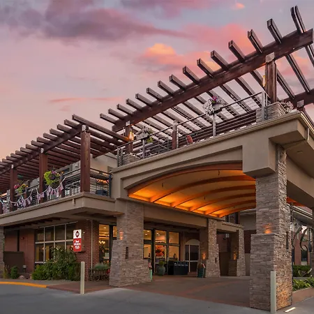 Best Western Plus Canyonlands Inn-2