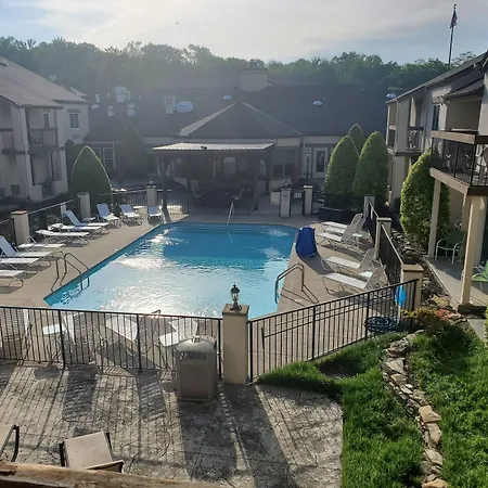 Club Hotel Nashville Inn & Suites-3