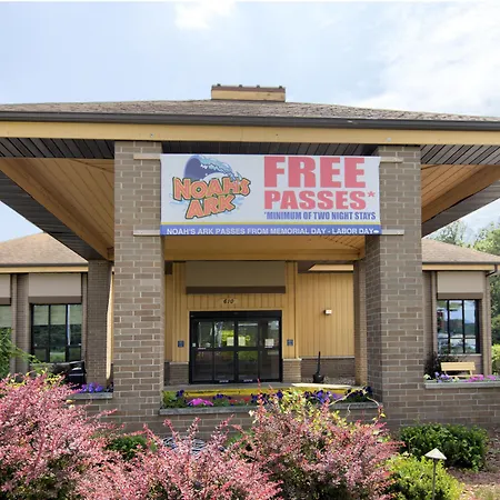 Best Western Ambassador Inn & Suites-3
