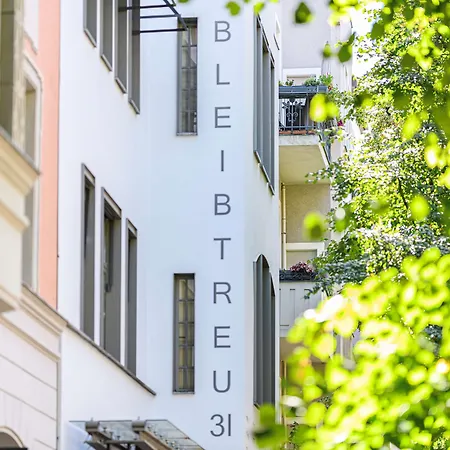 Hotel Bleibtreu Berlin by Golden Tulip-3