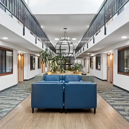 Best Western Vista Inn At The Airport-3