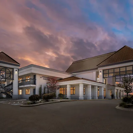 Best Western Vista Inn At The Airport-2