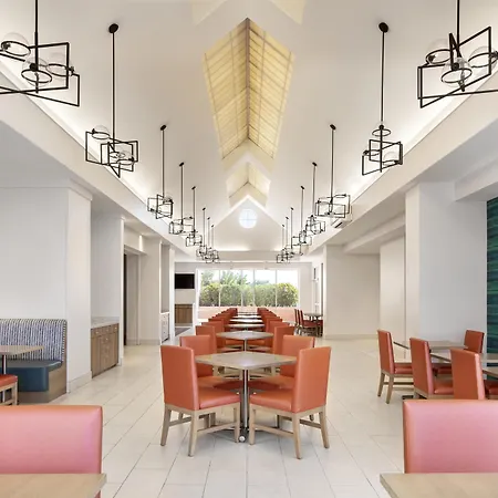Embassy Suites By Hilton Tampa Airport Westshore-3