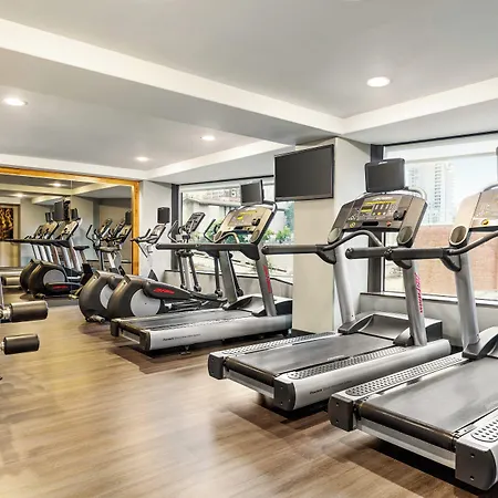 Crowne Plaza Seattle - No Resort Fee - Newly Renovated Ihg Hotel-2