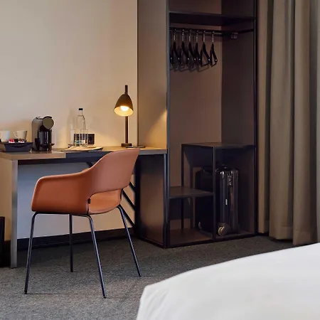 ibis Bonn-2