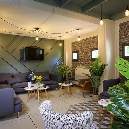 Ibis Abbeville-2