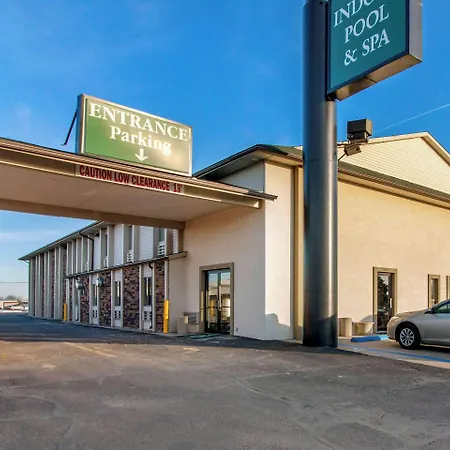 Quality Inn Hays I-70-3