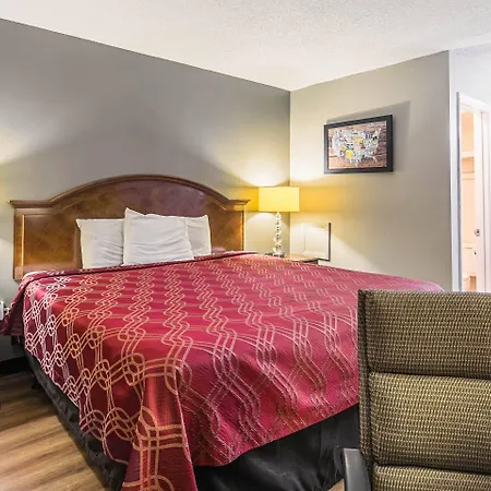 Econo Lodge Tallahassee I-10 Near University-3