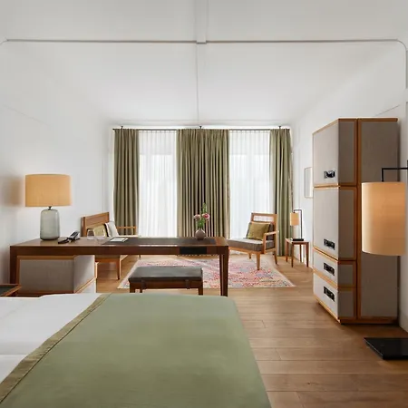 Louis Hotel-2