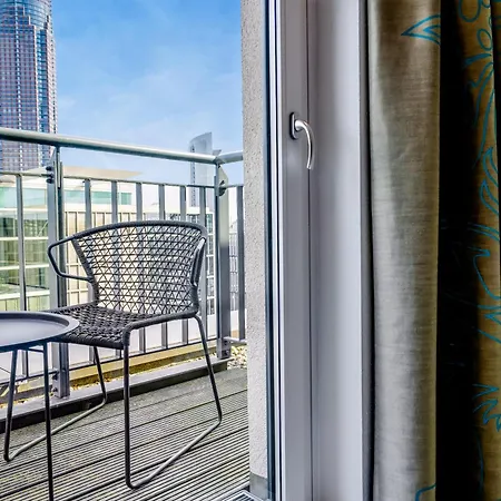 Motel One Frankfurt Messe-3