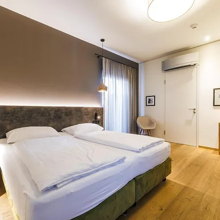 Two Timez - Boutique Hotel - With Ac-2