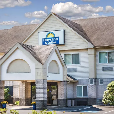 Days Inn & Suites By Wyndham Vancouver-3