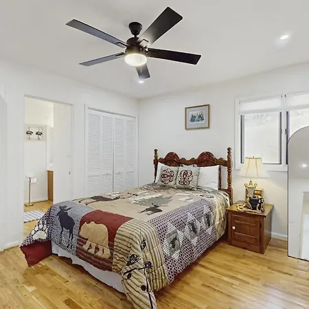 Cool River Condo I-3
