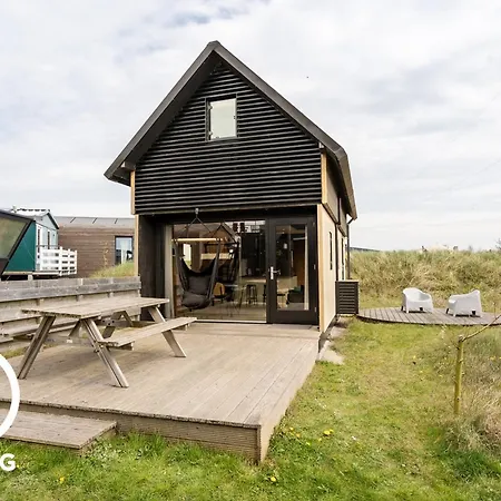 Basecamp Tiny House Eco-Resort Ijmuiden-2