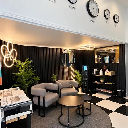 Amsterdam Hotel-2